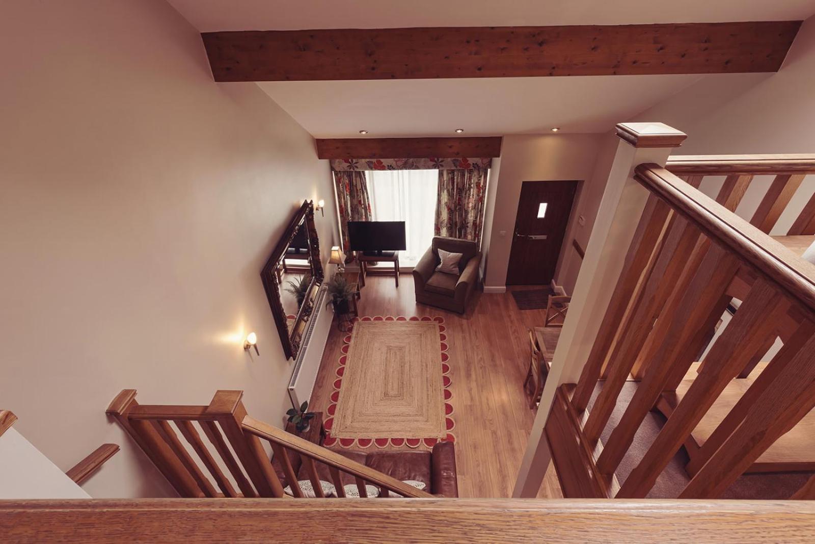 Longlands Inn & Cottages Carnforth Dış mekan fotoğraf Interior of a chalet