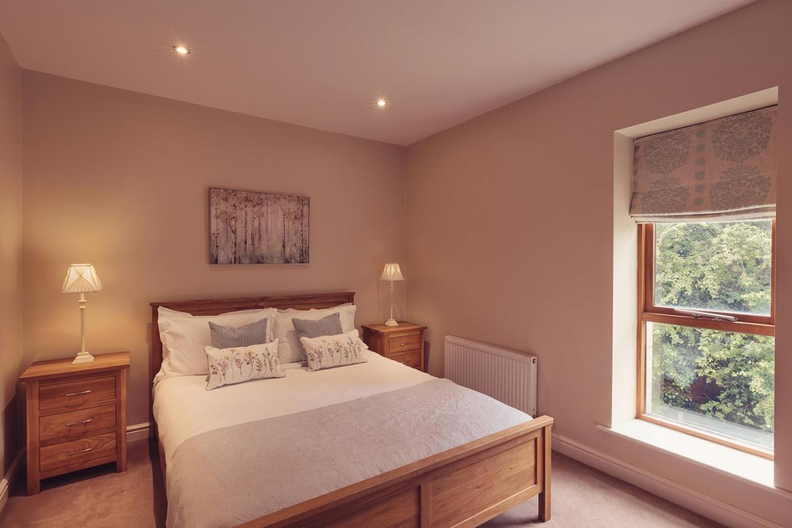 Longlands Inn & Cottages Carnforth Dış mekan fotoğraf A bedroom at the Old Vicarage
