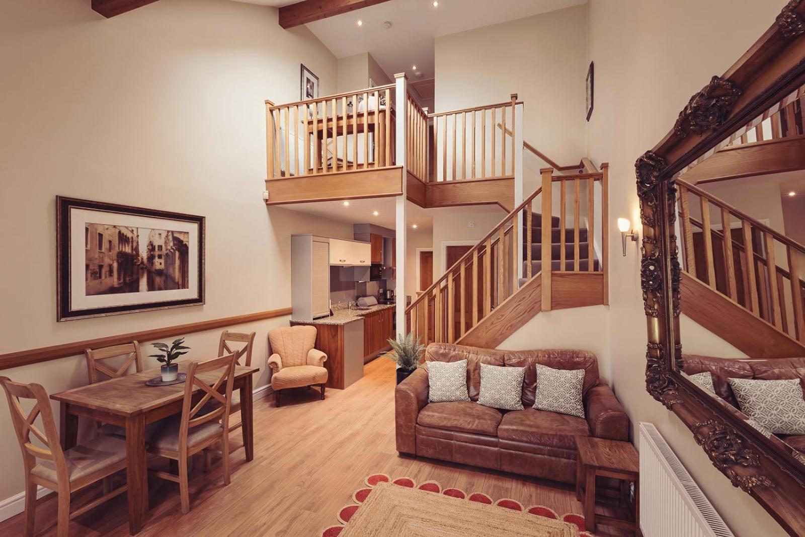 Longlands Inn & Cottages Carnforth Dış mekan fotoğraf Interior of a typical apartment